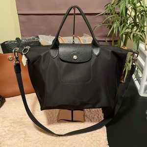 Longchamp Le Pliage Neo Medium (Gently used)